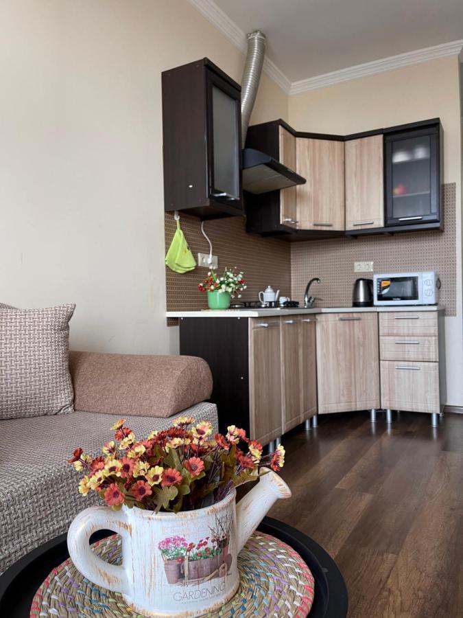 Nako Home Batumi Exteriör bild
