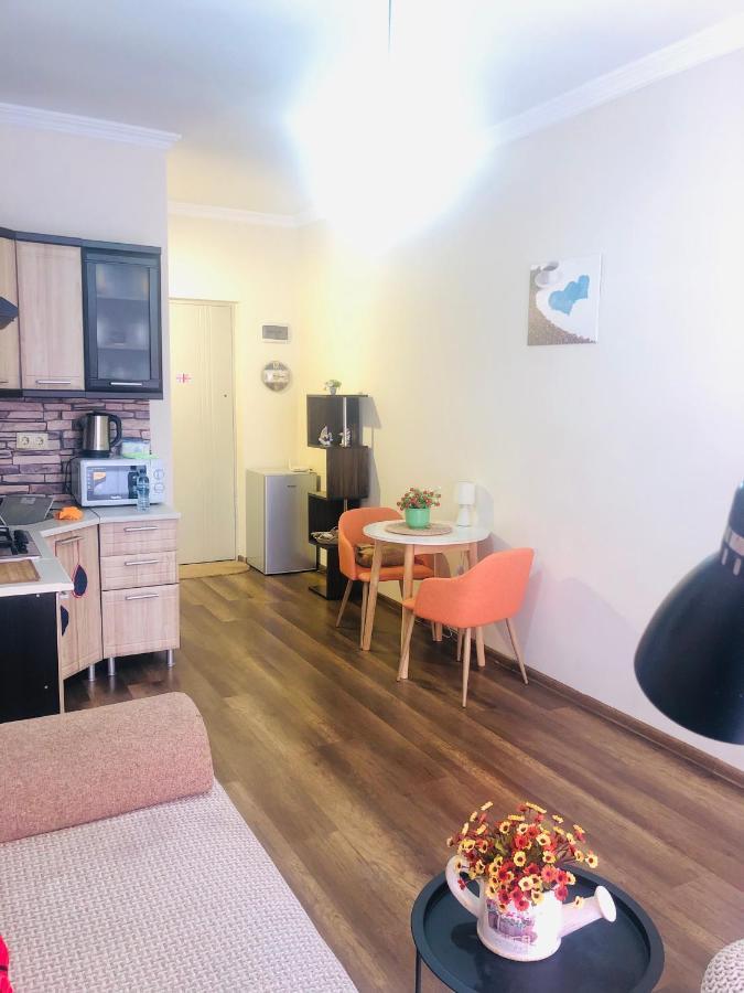 Nako Home Batumi Exteriör bild