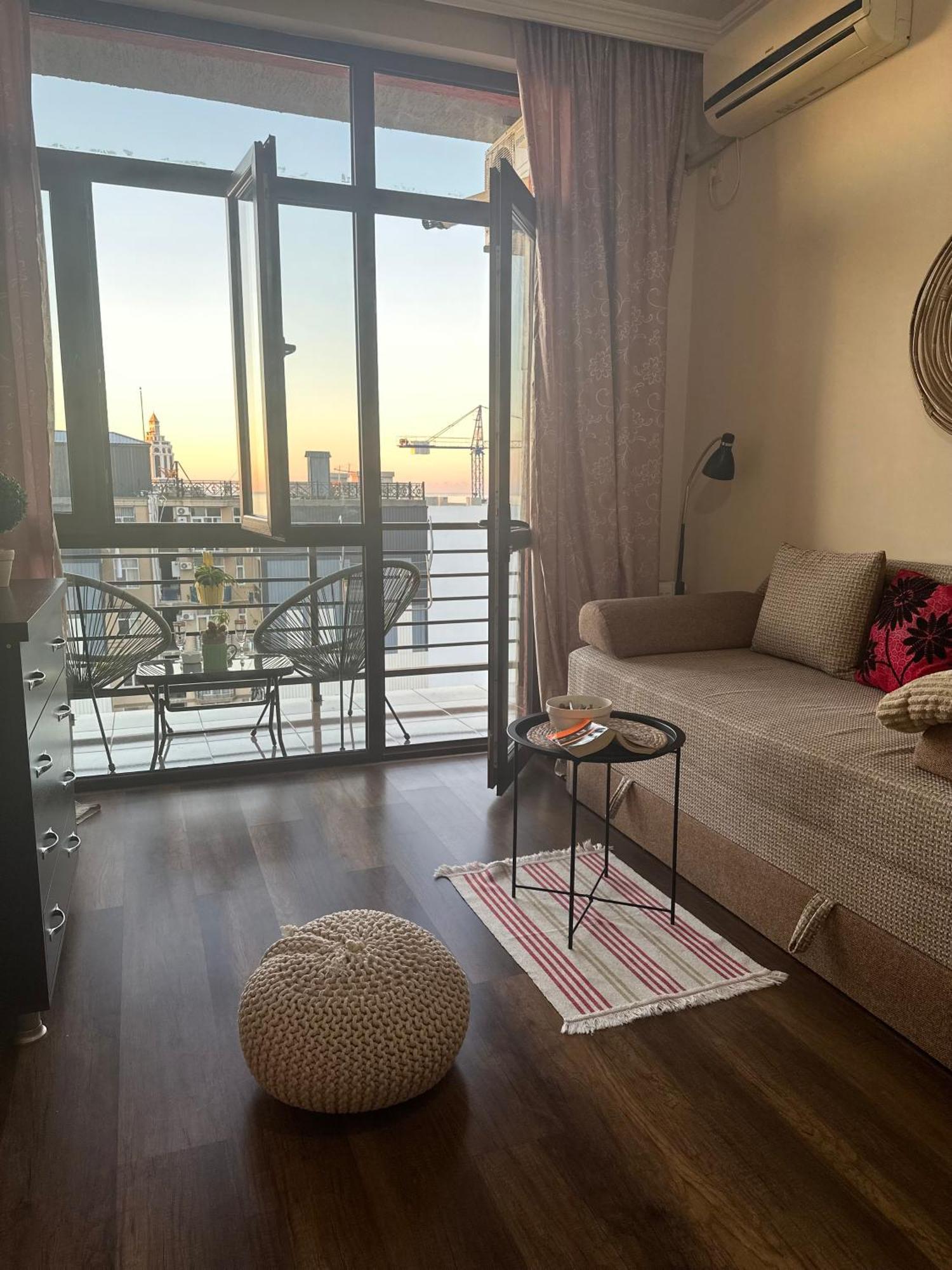Nako Home Batumi Exteriör bild